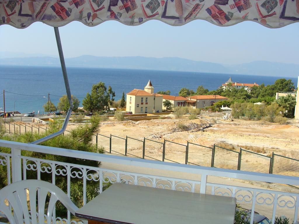 Отель Rodon Лутра-Эдипсу Экстерьер фото
